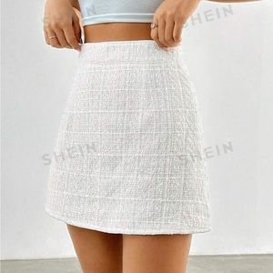 Solid Zip Back Straight Skirt